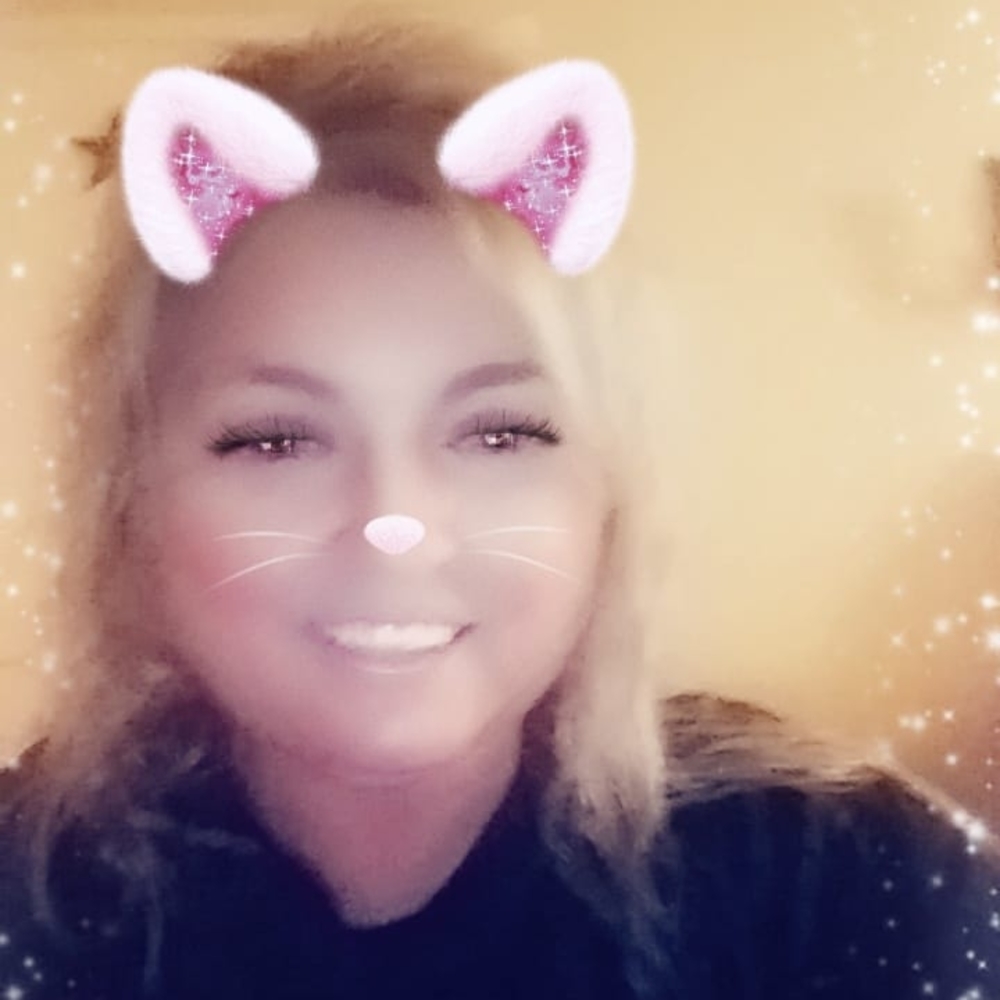 Meet your Posher, Christy